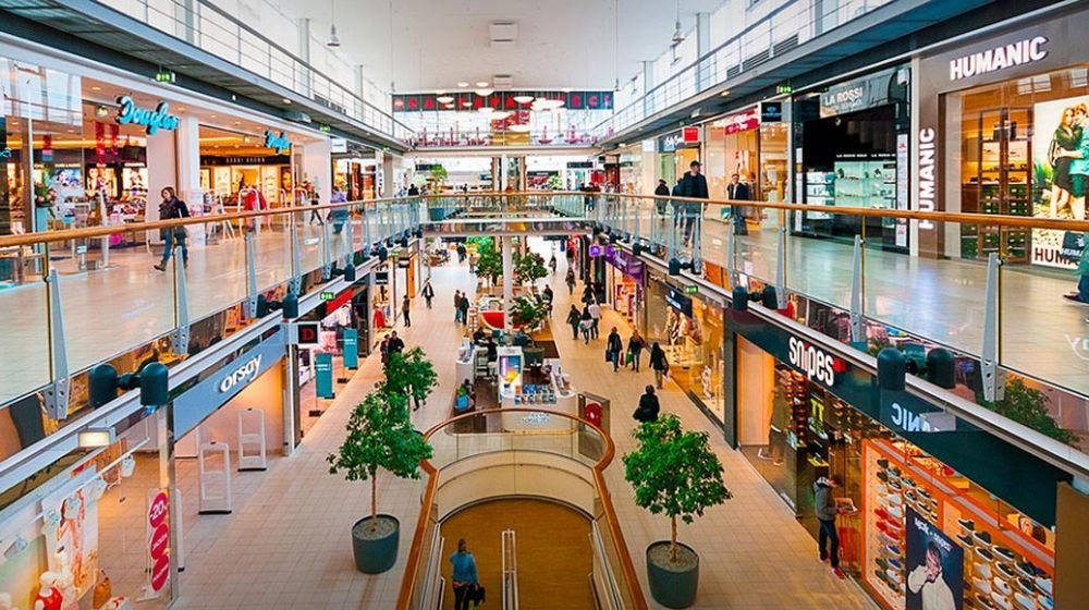 Experience the Ultimate Shopping and Entertainment at Our Premier Shopping Mall